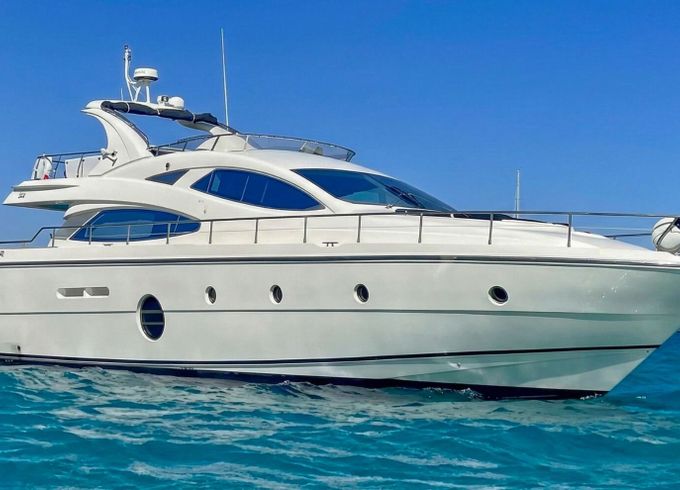 Motor yacht Aicon 64 Fly 2248hp
