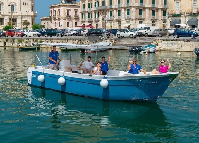 Motorboat Liver open 8,20 space 40hp