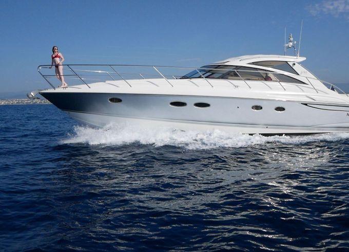 Motor yacht Princess V48S 870hp