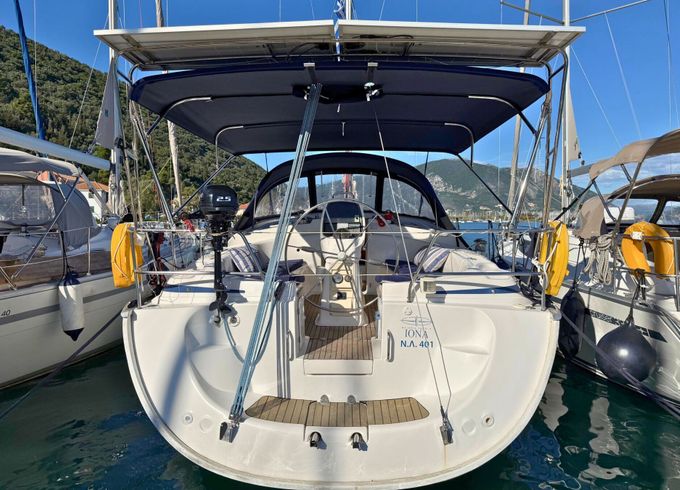 Sailboat Bavaria Cruiser 39ft 11.94m
