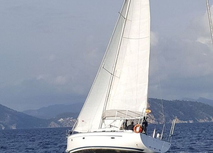 Sailboat Bavaria 40 Cruiser 12m