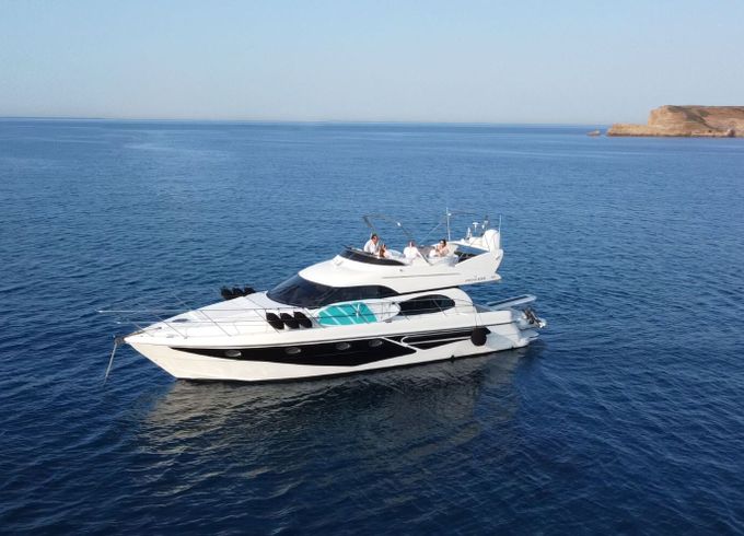 Motorboat Princess 50 1320hp