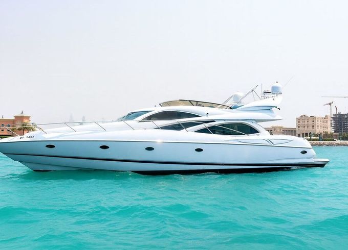 Motor yacht Sunseeker 64ft Flybridge 3200hp