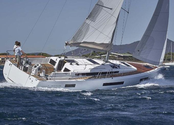 Sailboat JEANNEAU SUN ODYSSEY 440 13.39m