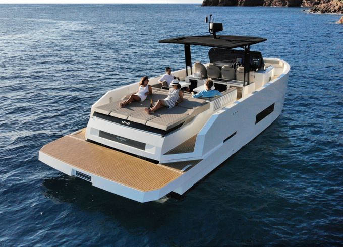 Motorboat De Antonio Yachts D42 open 900hp