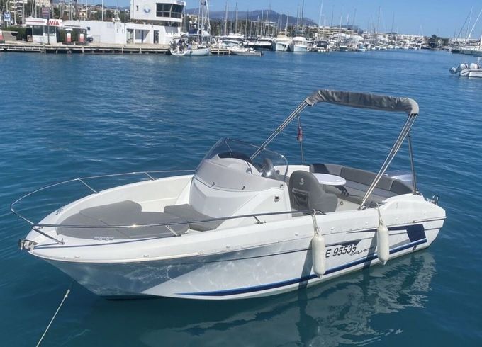 Motorboat Beneteau FLYER 650 OPEN S2 150hp