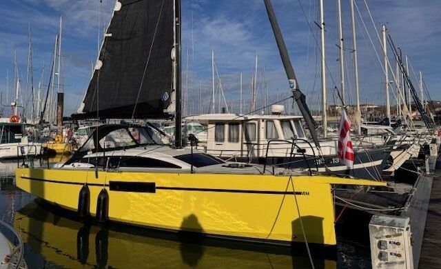 Sailboat Rm 890 + 8.9m