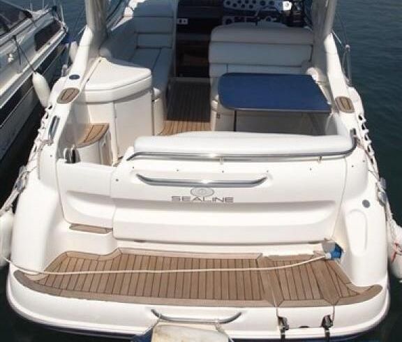 Motorboat Sealine 28 340hp