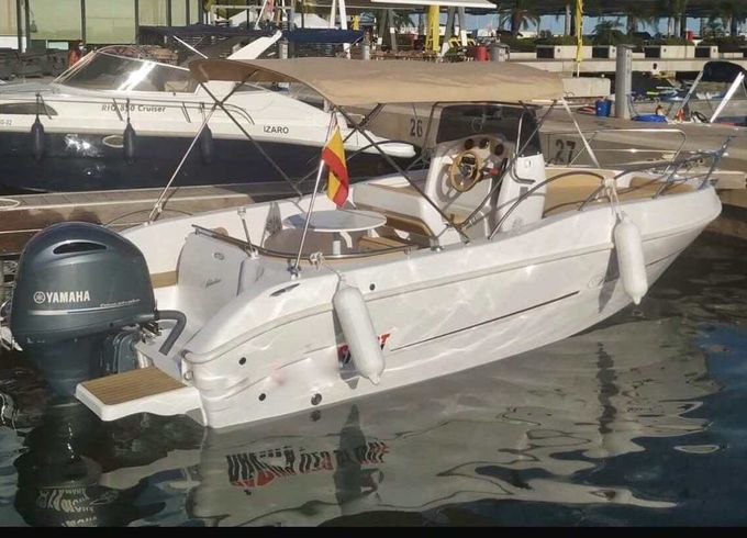 Motorboat BLULINE 21 OPEN 150hp
