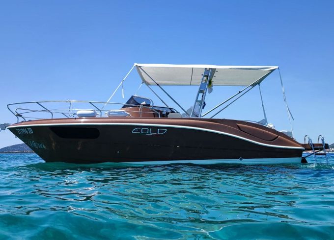Motorboat EOLO 830 EFB 270hp