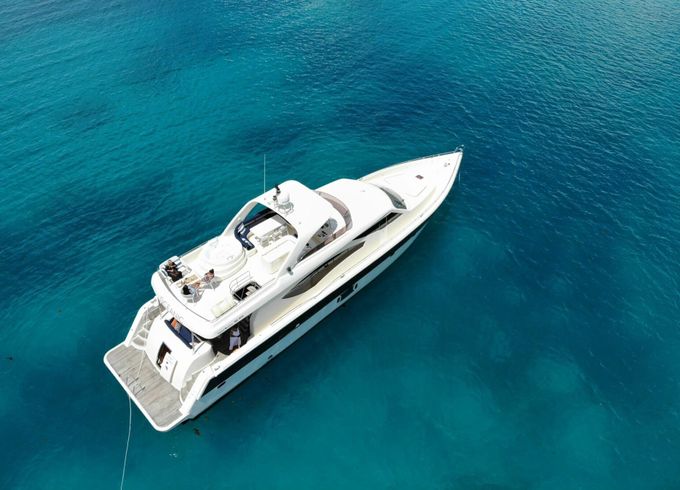 Motor yacht Duretti 85 2800hp