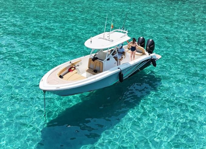 Motorboat Pronautica 880 Open Sport 600hp