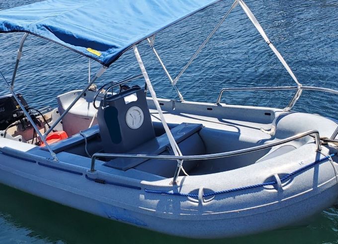 Boat without licence  Sans permis 4,5m 6hp
