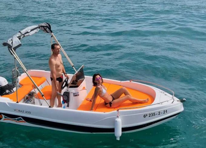 Boat without licence  voraz 450 sin licencia 15hp