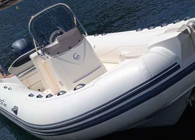 Motorboat Capelli Capelli Tempest 700 225hp