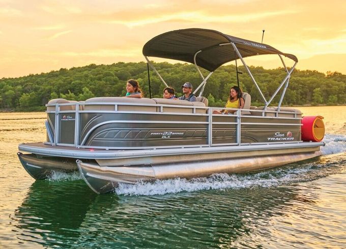 Motorboat mercury cruiser 120hp