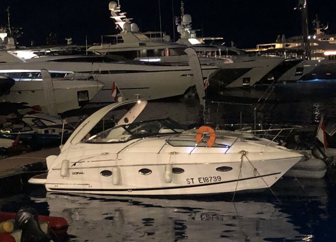 Motorboat Doral International 32" Prestancia 540hp