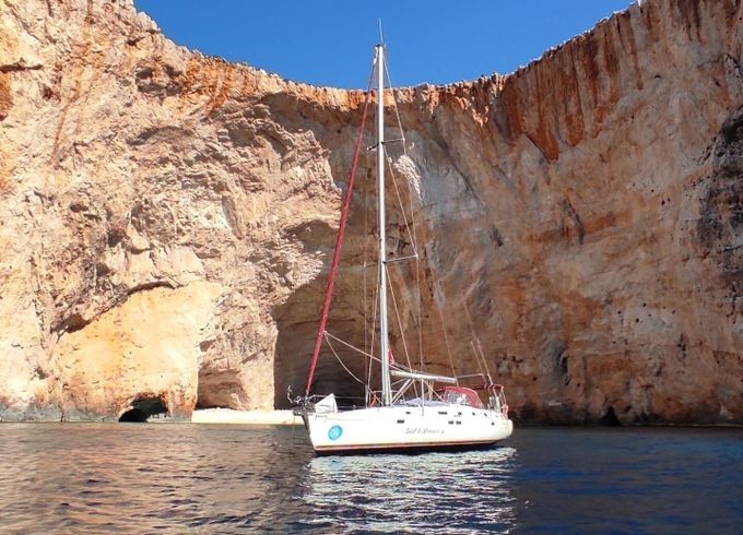 Sailboat Beneteau Oceanis Clipper 461 14.2m