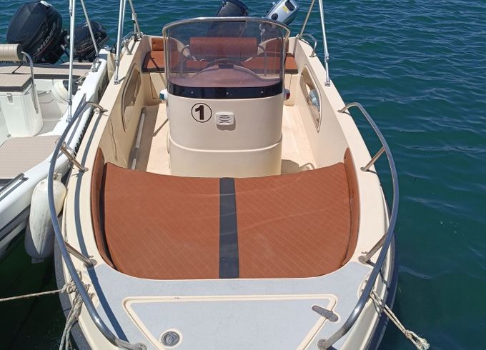 Boat without licence  ATHRAKIBOATS MACEDONIA 4.85 30hp