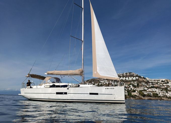 Sailboat Dufour 382 GL 11m