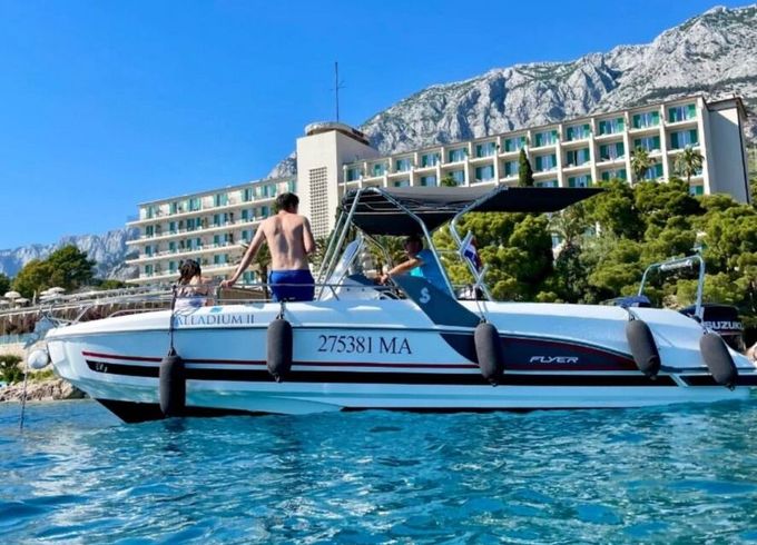 Motorboat Beneteau Flyer Spacedeck 7.7 250hp