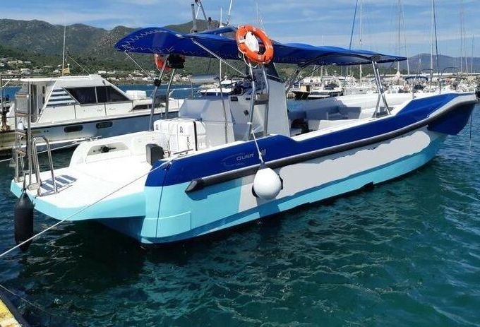 Motorboat Custom Monocasco
