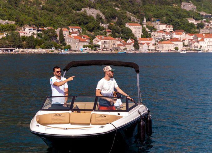 Motorboat Sea Ray 210 Spx 175hp