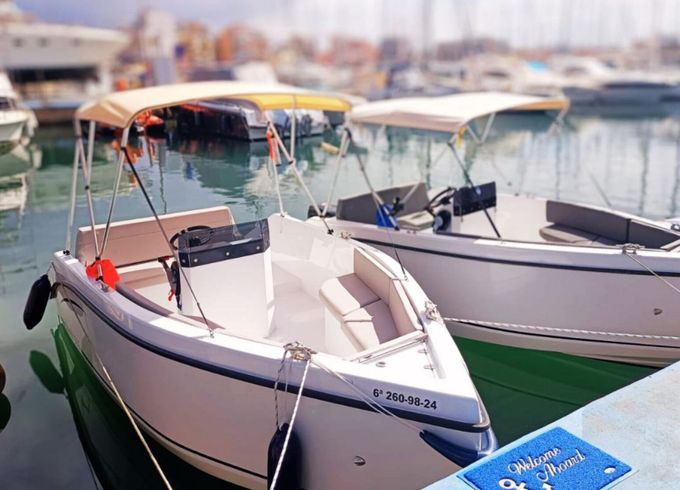 Boat without licence  Silver Yachts 555 15hp