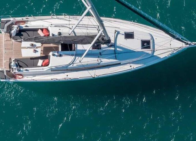 Sailboat Jeanneau Sun Odyssey 380 11.75m
