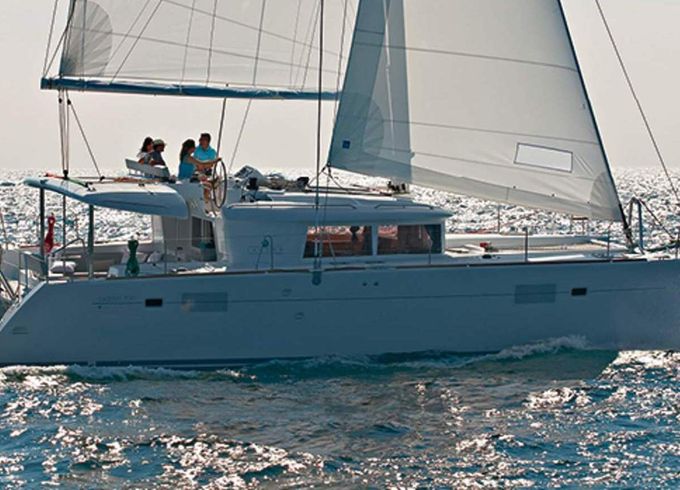 Catamaran LAGOON 450 F 13.96m