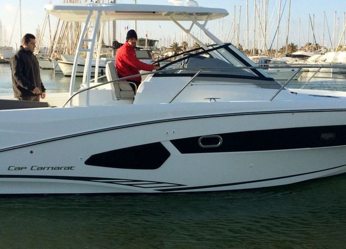 Motorboat JEANNEAU CAP CAMARAT 10.5 WA 600hp