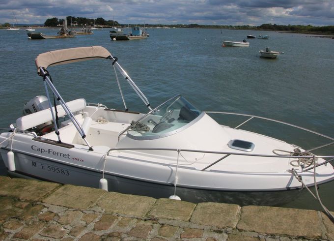 Motorboat B2 Marine Cap Ferret 452 CC 40hp