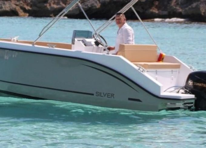 Motorboat SILVER YACHT 555 60hp