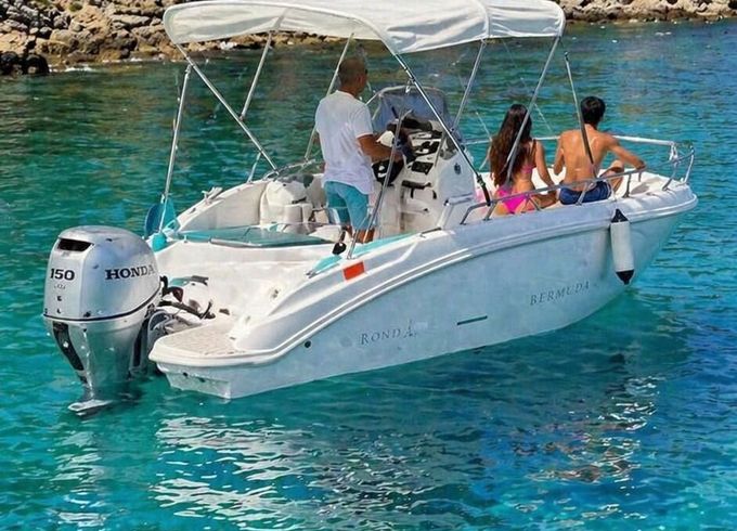 Motorboat ROMAR BERMUDA 570 40hp