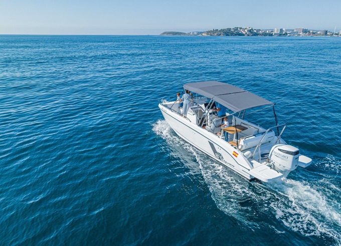 Motorboat Beneteau Flyer 8 Spacedeck 300hp