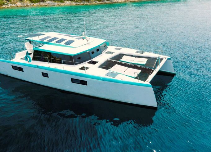 Catamaran Luna 47 14m
