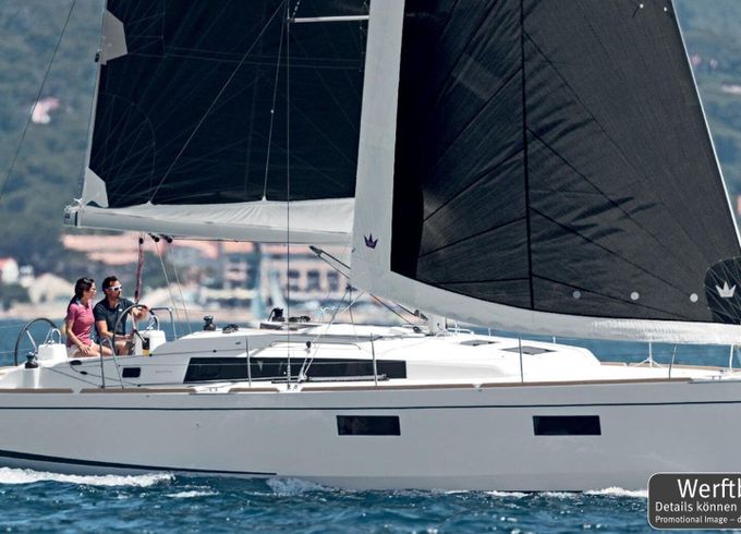 Sailboat Bénéteau Oceanis 38.1 11m
