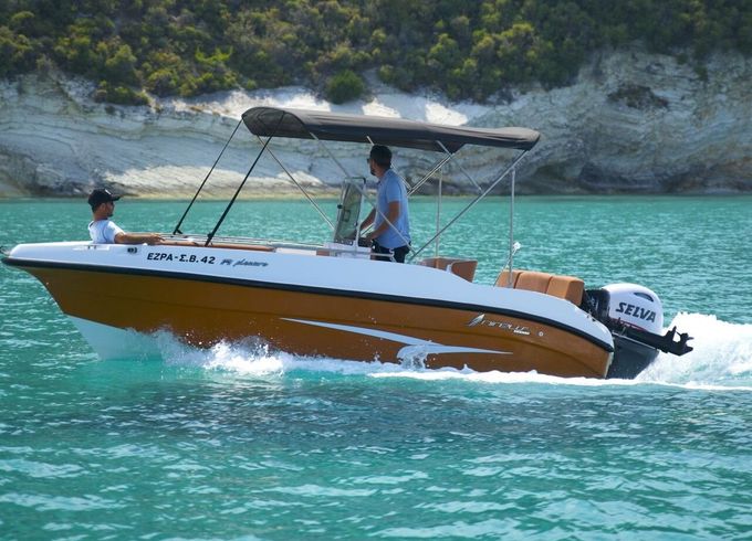 Motorboat Nireus Elegance Brand New 2025 115hp