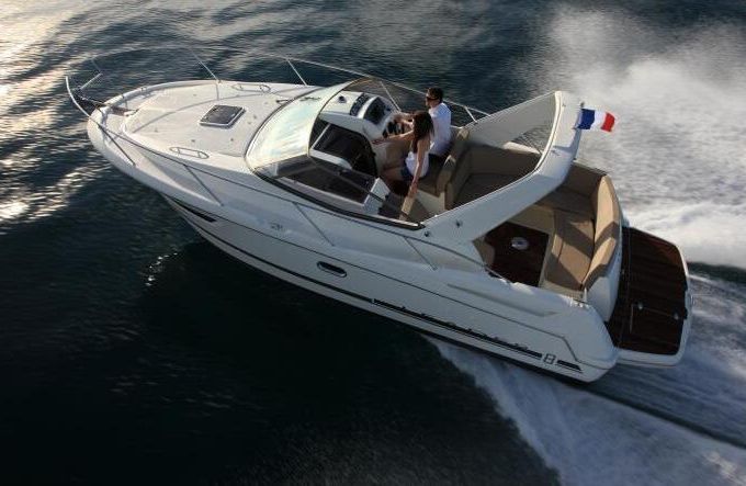 Motorboat Jeanneau Leader 8 320hp