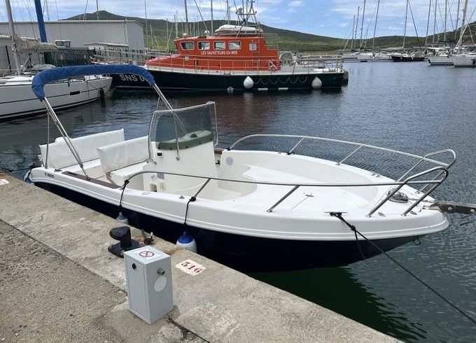 Motorboat Capelli Capelli cap 20 Open 140hp