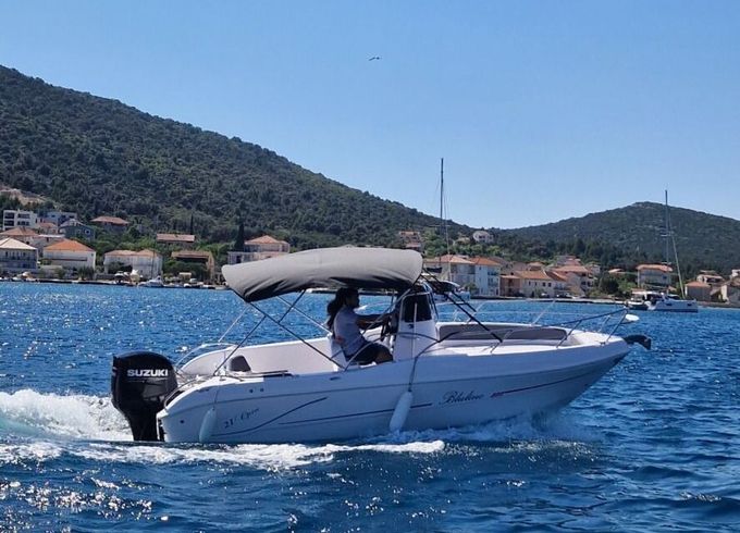 Motorboat Cantieri Bluline 21 Open 200hp