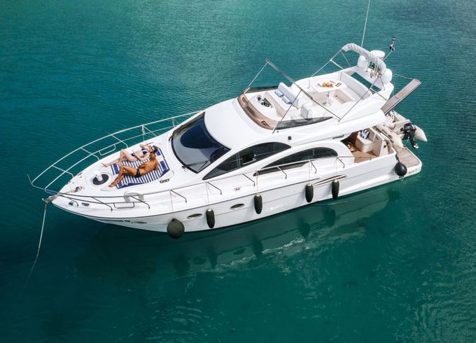 Motorboat Astondoa 43 GLX Fly 860hp