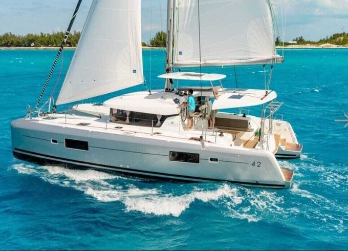 Catamaran Queen Lagoon 42 12.8m