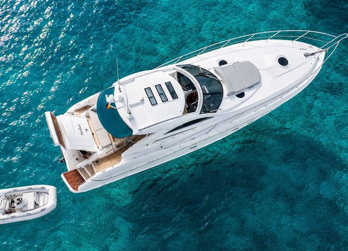 Motor yacht Sunseeker Portofino 53 1600hp