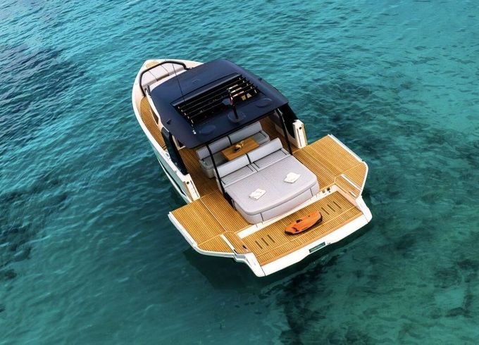 Motorboat Cranchi A46 960hp