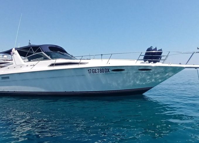 Motorboat Sea Ray 360 600hp