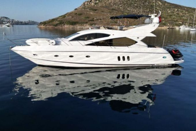 Motorboat MT-6 20m 3cabins 2010 880hp