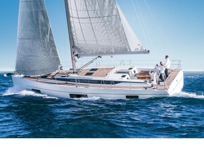 Sailboat Bavaria C45 13.6m
