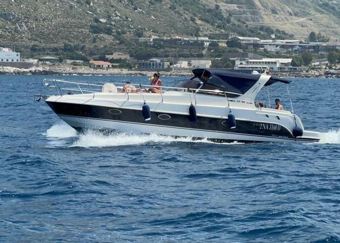 Motorboat Mano Marine Mano 32.50 440hp