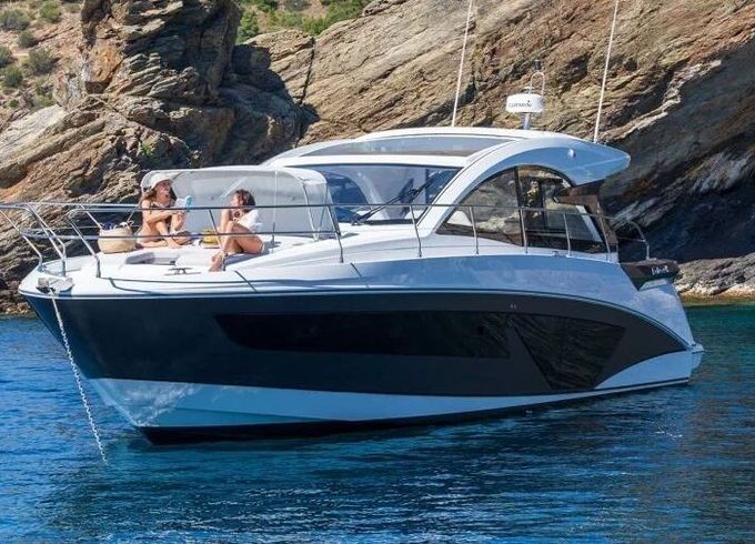 Motorboat BENETEAU GRAN TURISMO 45 370hp